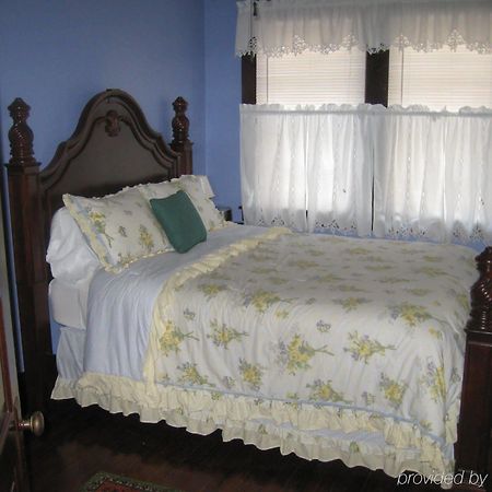 The Badin Inn & Golf Club Albemarle Номер фото